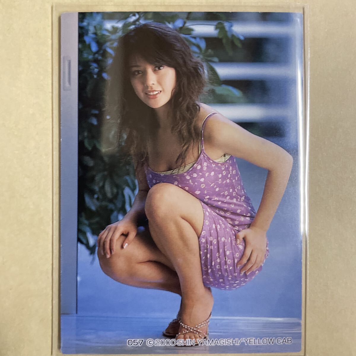  Sakai Yumi 2000 желтый кабина коллекционные карточки идол gravure карта 057 звезда коллекционная карточка 
