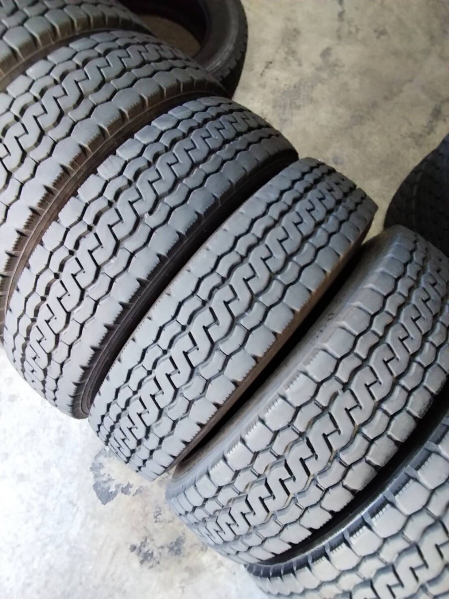 ★良品★ブリヂストン 25年製 トラック用タイヤ 6本セット 205/85R16 BRIDGESTONE ECOPIA Ｍ812 Ⅱ［344］_画像1