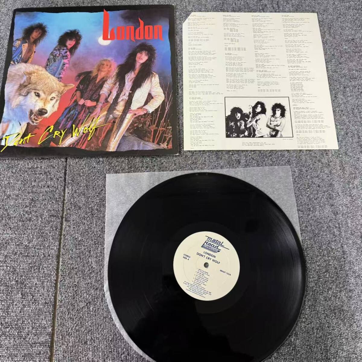 London (6)「Don't Cry Wolf」LP（12インチ）/Metalhead Records(MHLP-102)/洋楽ロック/SNJ112705_画像3