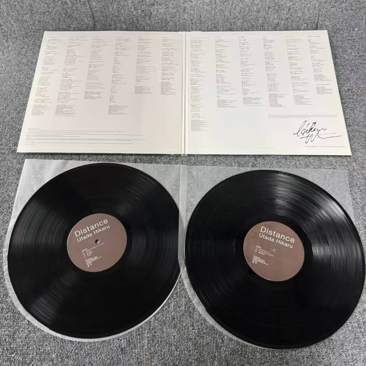 TOJT-24652-B 宇多田ヒカル Distance 13曲 レコード/SNJ112822_画像3