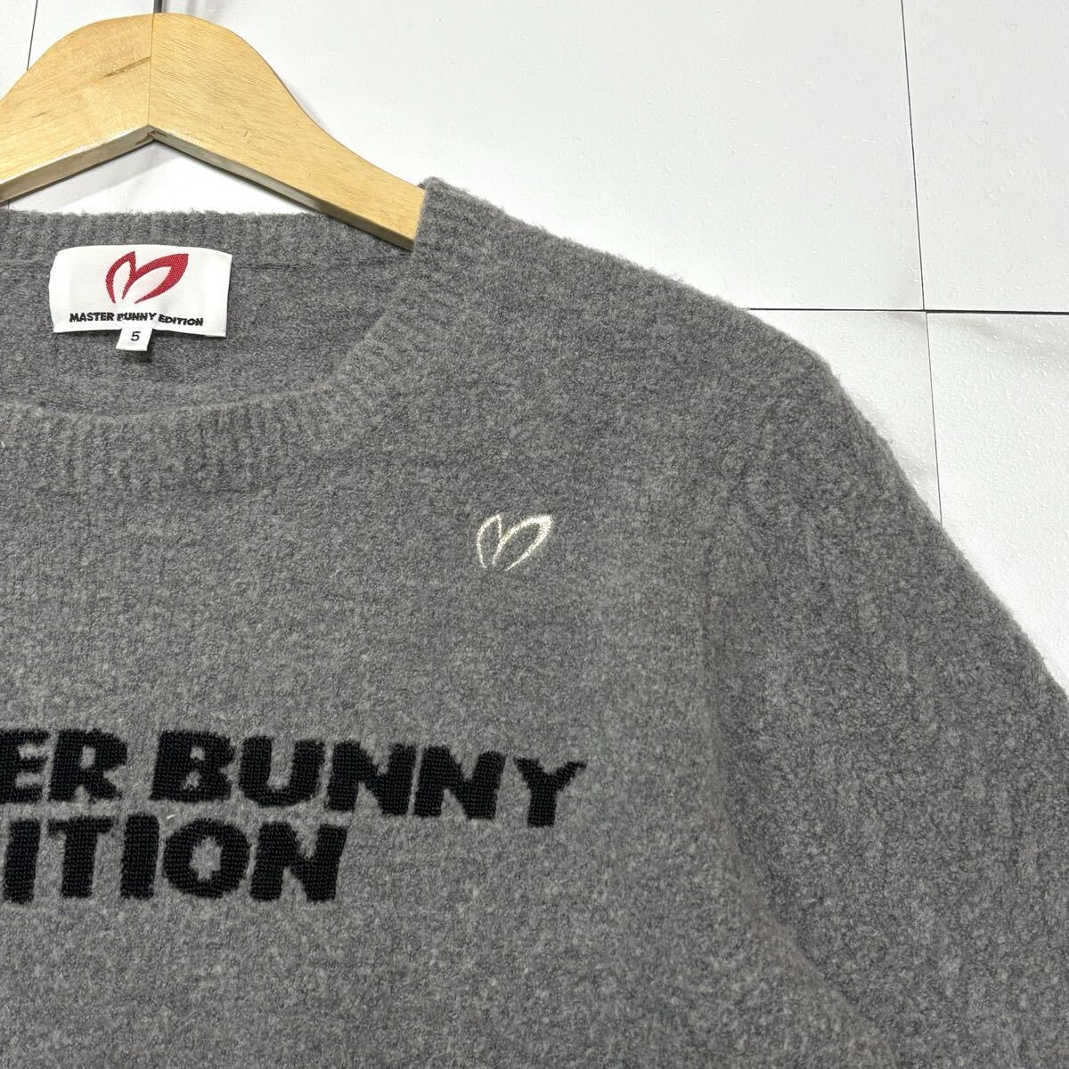 希少/ Lサイズ MASTER BUNNY EDITION マスターバニーエディション ニット セーター ロゴ刺繍 GOLF ゴルフウェア 5サイズ _画像3