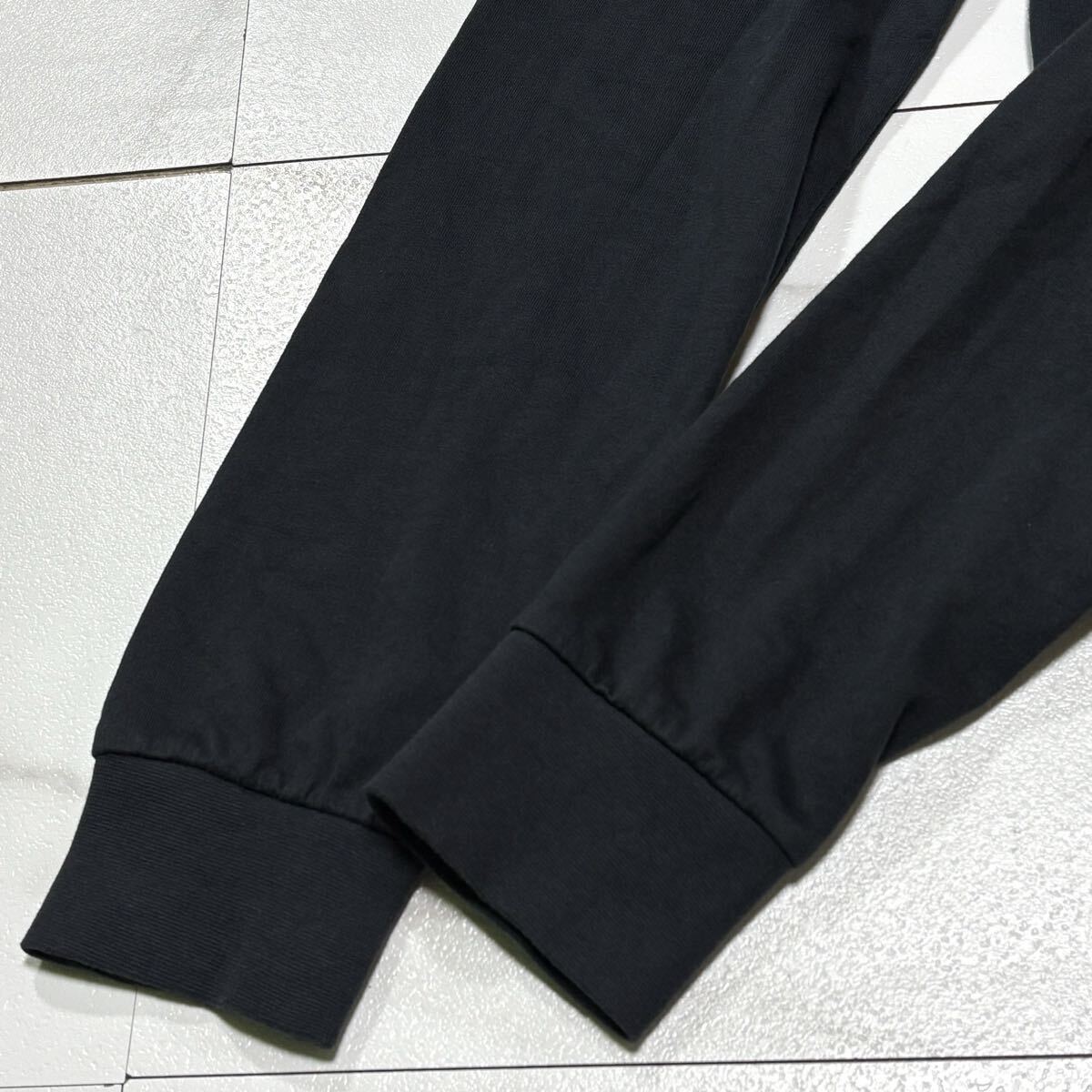 美品/ Lサイズ相当 EMPORIO ARMANI エンポリオ アルマーニ パーカー EA7 ジップアップ イーグルロゴ ブラック 黒_画像6