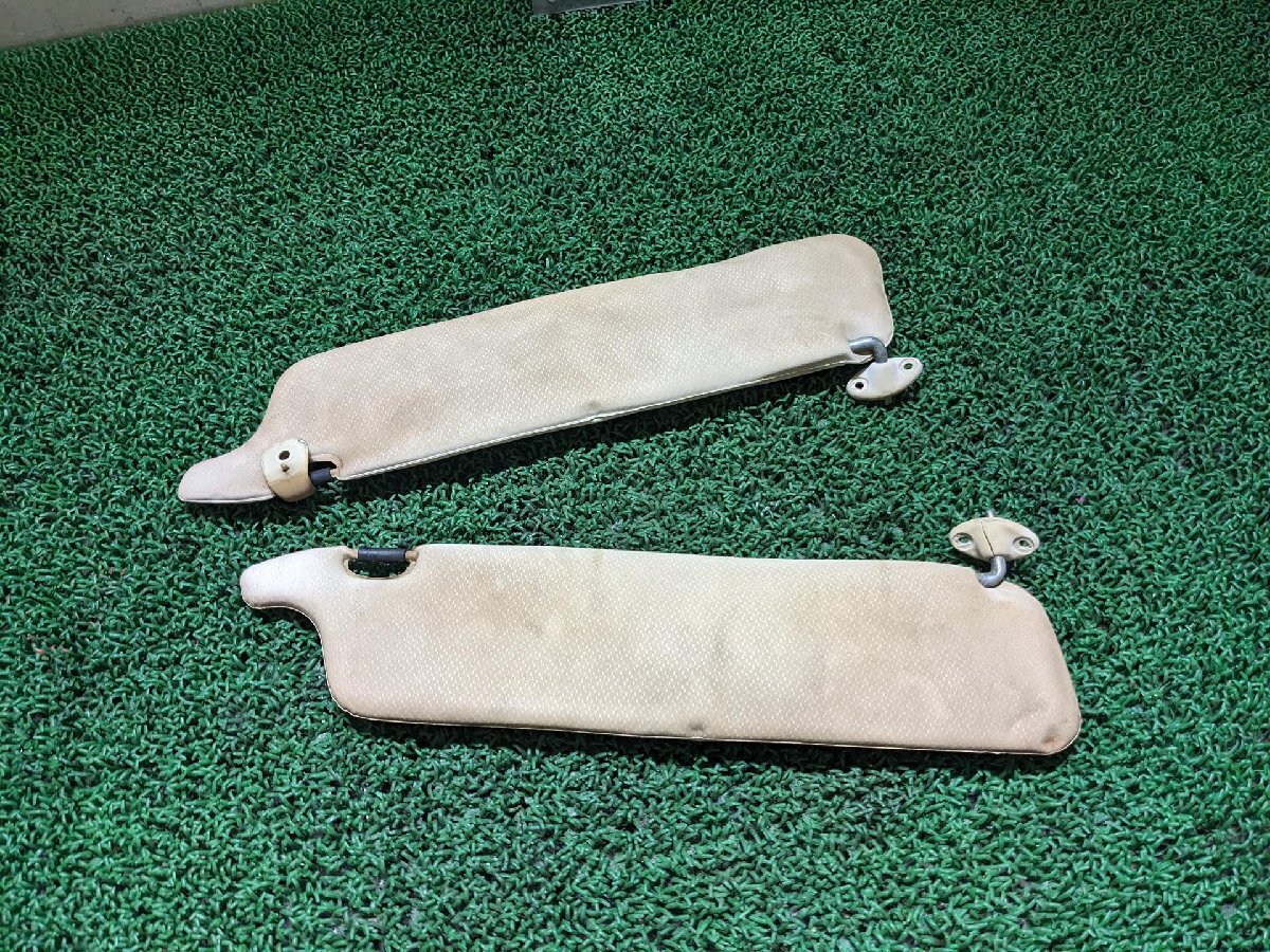 三菱 サンバイザー 左右 ミニカ C-A105A A105A #hyj NSP276677_画像1