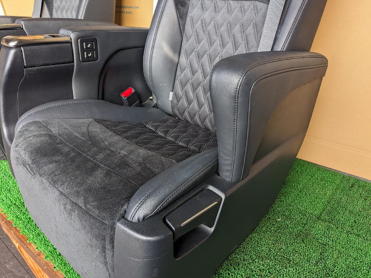 トヨタ　2列目シート　左右　アルファード　AGH30　AGH30　#hyj　NSP277252_画像4