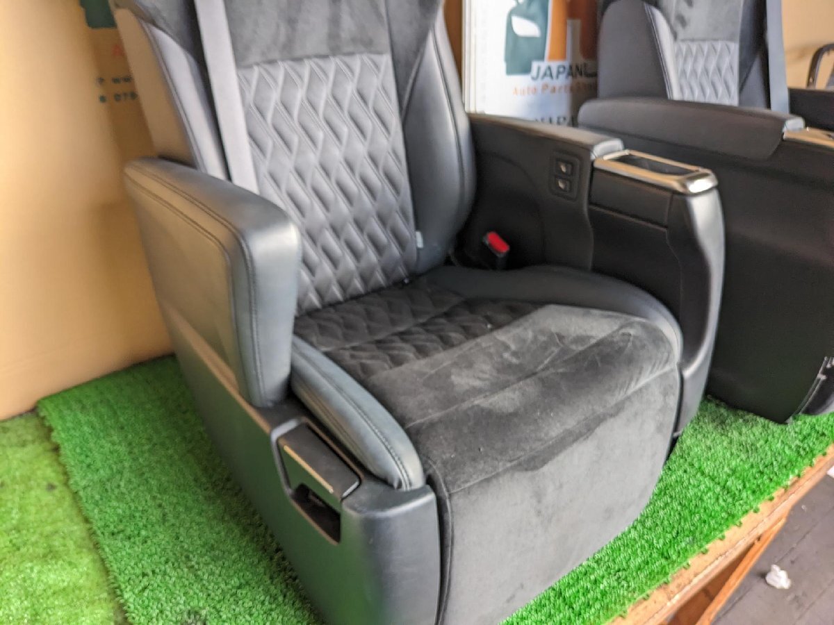 トヨタ　2列目シート　左右　アルファード　AGH30　AGH30　#hyj　NSP277252_画像7