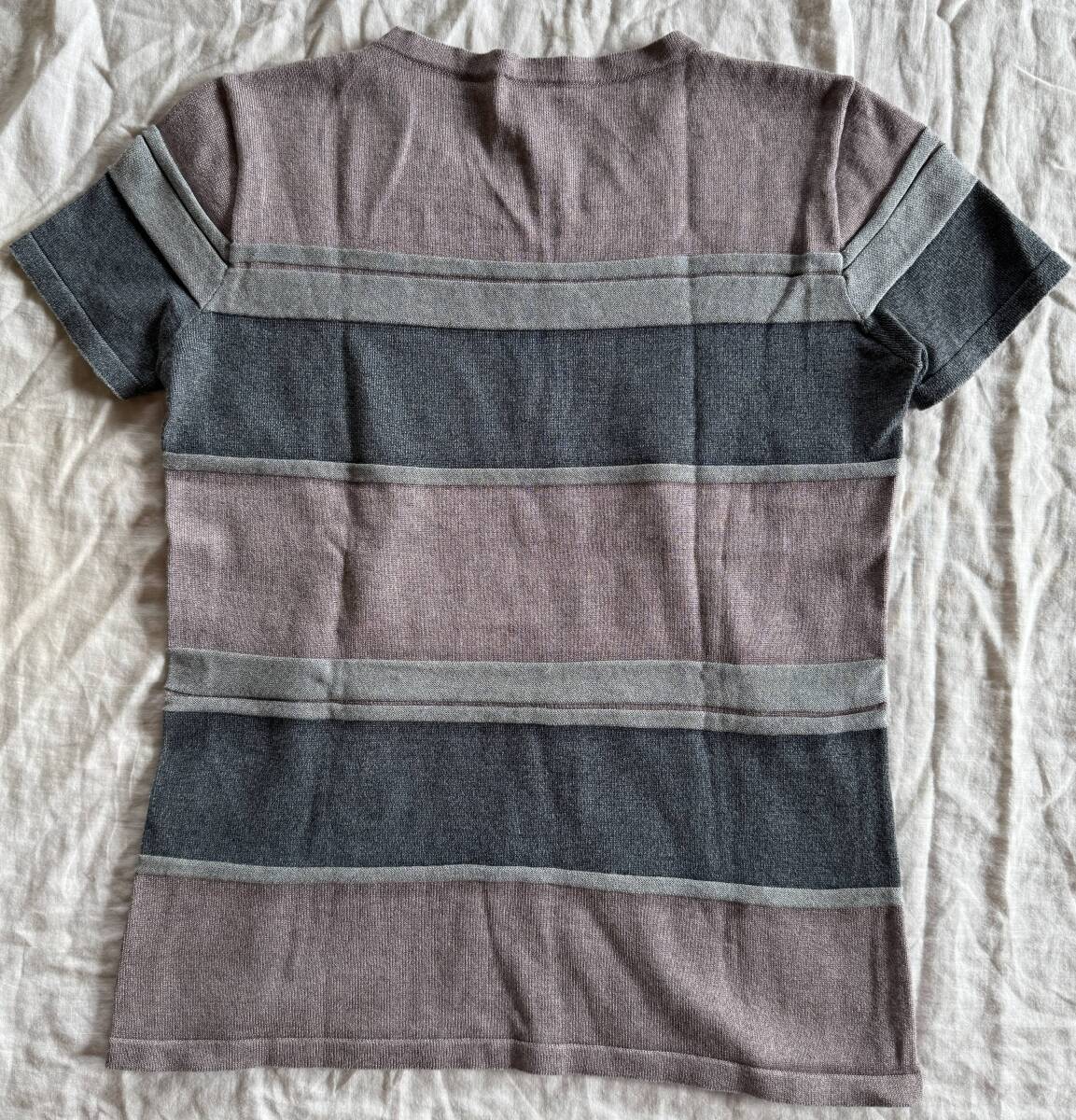 アルマーニコレッツォーニ　ニット　Tシャツ　38　　ニット　切り替え　グレイ_画像2