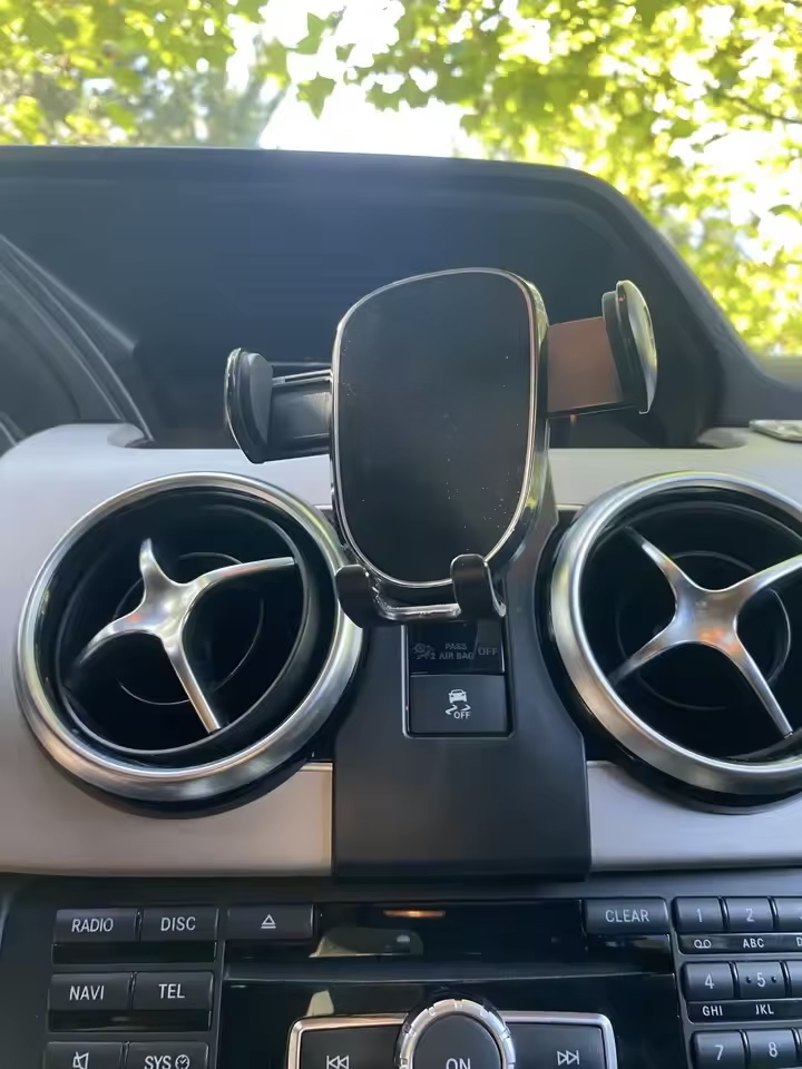 メルセデスベンツ GLKクラス(X204)GLK350 スマホホルダー_画像7