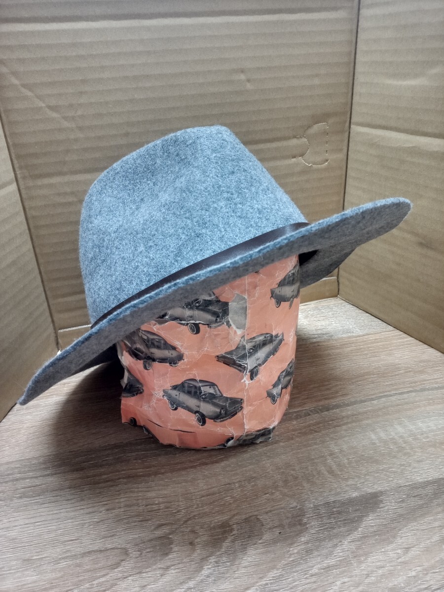 【送料無料 即決】(新品)ウール 100% つば広 中折れハット(グレー)帽子 秋冬 男女兼用 サイズ調整付き オシャレ カッコいい かわいい _画像3