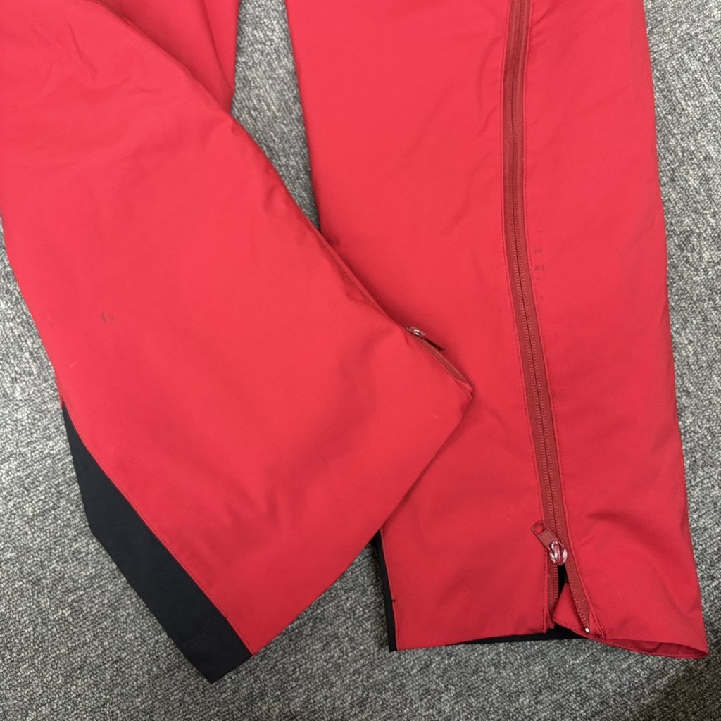 ●DESCENTE デサント 2022-2023 スイスチームレプリカモデル スキーウェア 上下セット M寸 HS209241_画像8