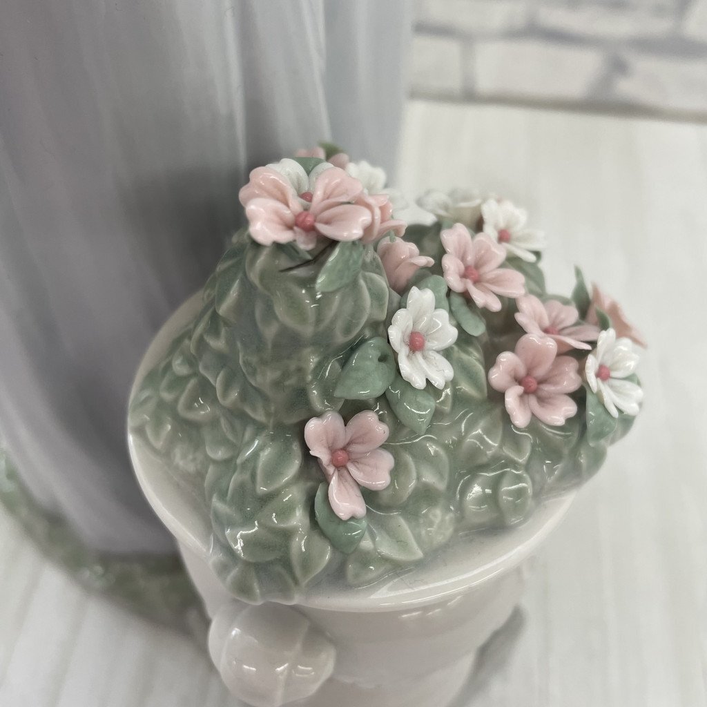 ▲LLADRO リヤドロ ブーケを持つ美女 陶芸 アンティーク 中古品 現状品 インテリア 置物 KN203863_画像6