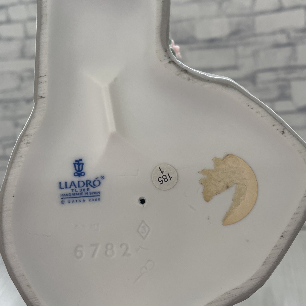 ▲LLADRO リヤドロ ブーケを持つ美女 陶芸 アンティーク 中古品 現状品 インテリア 置物 KN203863_画像8
