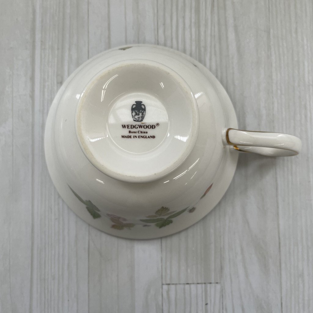 ▲WEDGWOOD　ウェッジウッド　ワイルドストロベリー　カップ＆ソーサー　3客　イチゴ　西洋陶器　KN207594_画像6