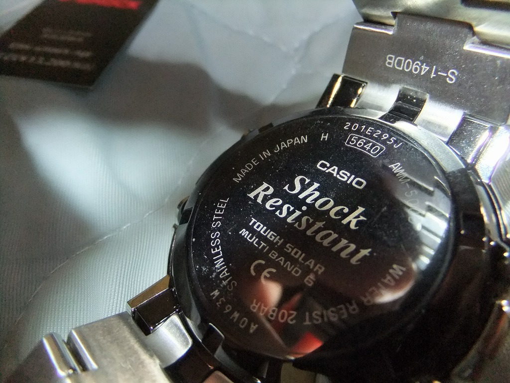 ■美品■カシオ G-SHOCK AWM-500D-1A8 & G-SHOCK AWG-M520-1AJF_画像3