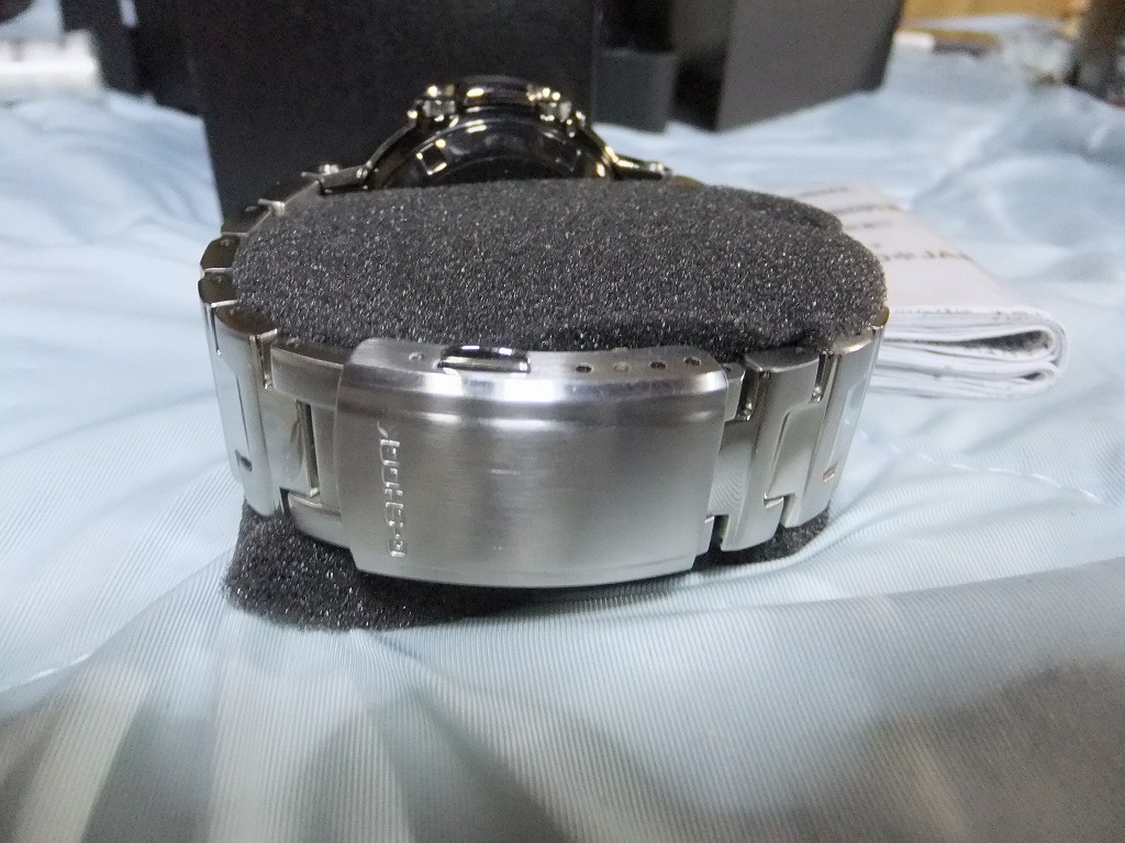 ■美品■カシオ G-SHOCK AWM-500D-1A8 & G-SHOCK AWG-M520-1AJF_画像9