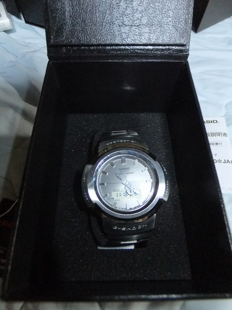 ■美品■カシオ G-SHOCK AWM-500D-1A8 & G-SHOCK AWG-M520-1AJF_画像5