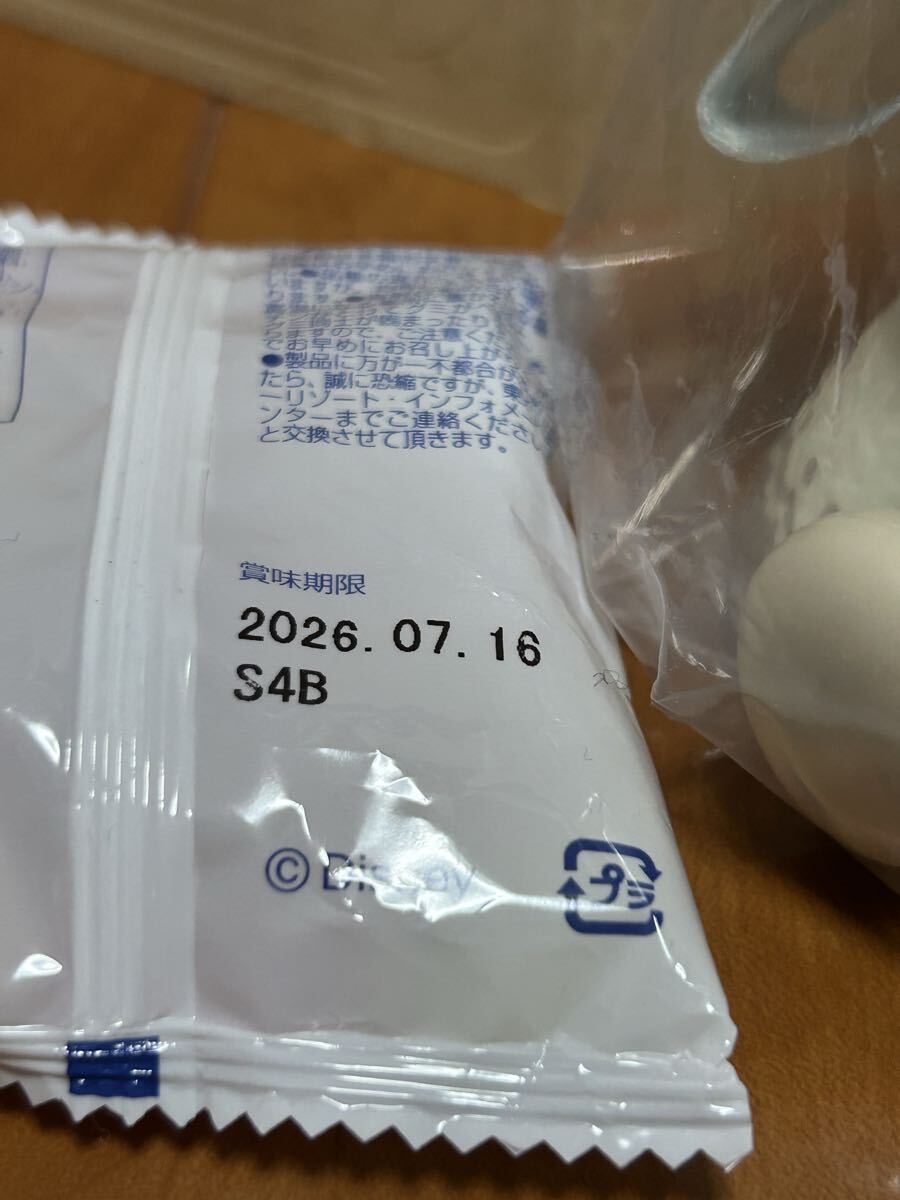 東京ディズニーリゾート限定のリルリンリンのミニスナックケースとグミキャンディーのセット　 スーベニア カラフルハピネス_画像3