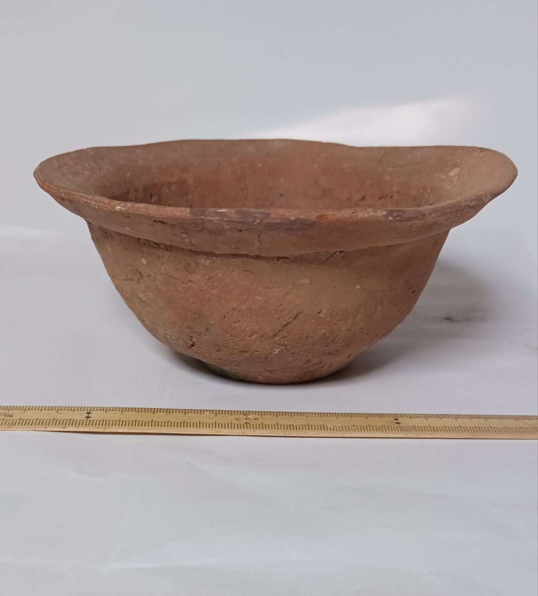弥生土器浅鉢 ほぼ完品 弥生土器 浅鉢 平底 黒斑 弥生時代 後期 関東地方_画像3