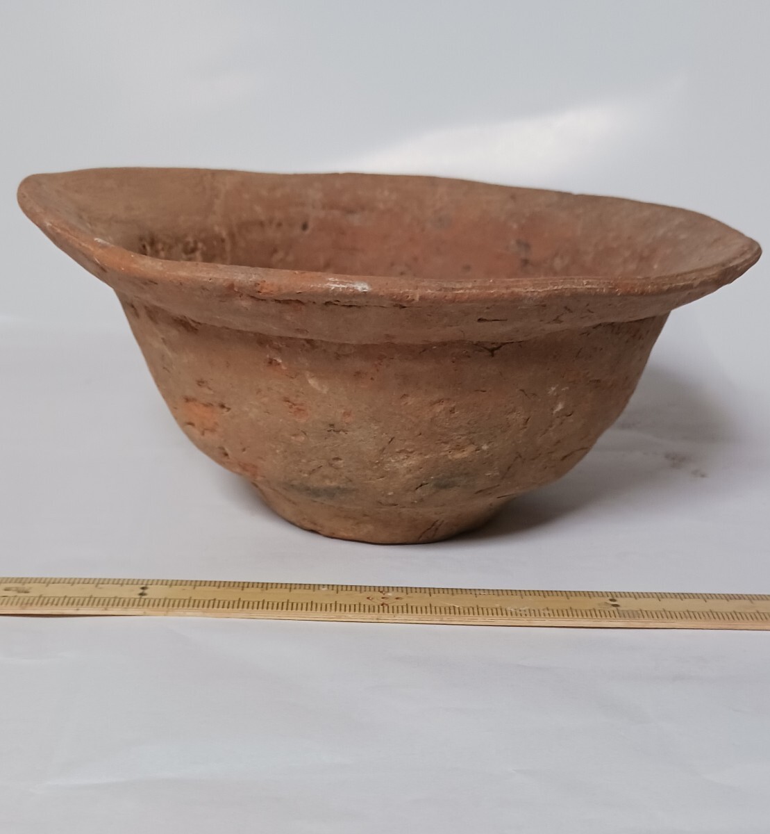 弥生土器浅鉢 ほぼ完品 弥生土器 浅鉢 平底 黒斑 弥生時代 後期 関東地方_画像1