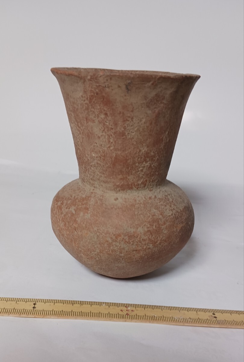 弥生土器長頸壺　完品　弥生土器 長頸壺　弥生時代中期　褐色　顔料　黒斑　平底　関東地方_画像4