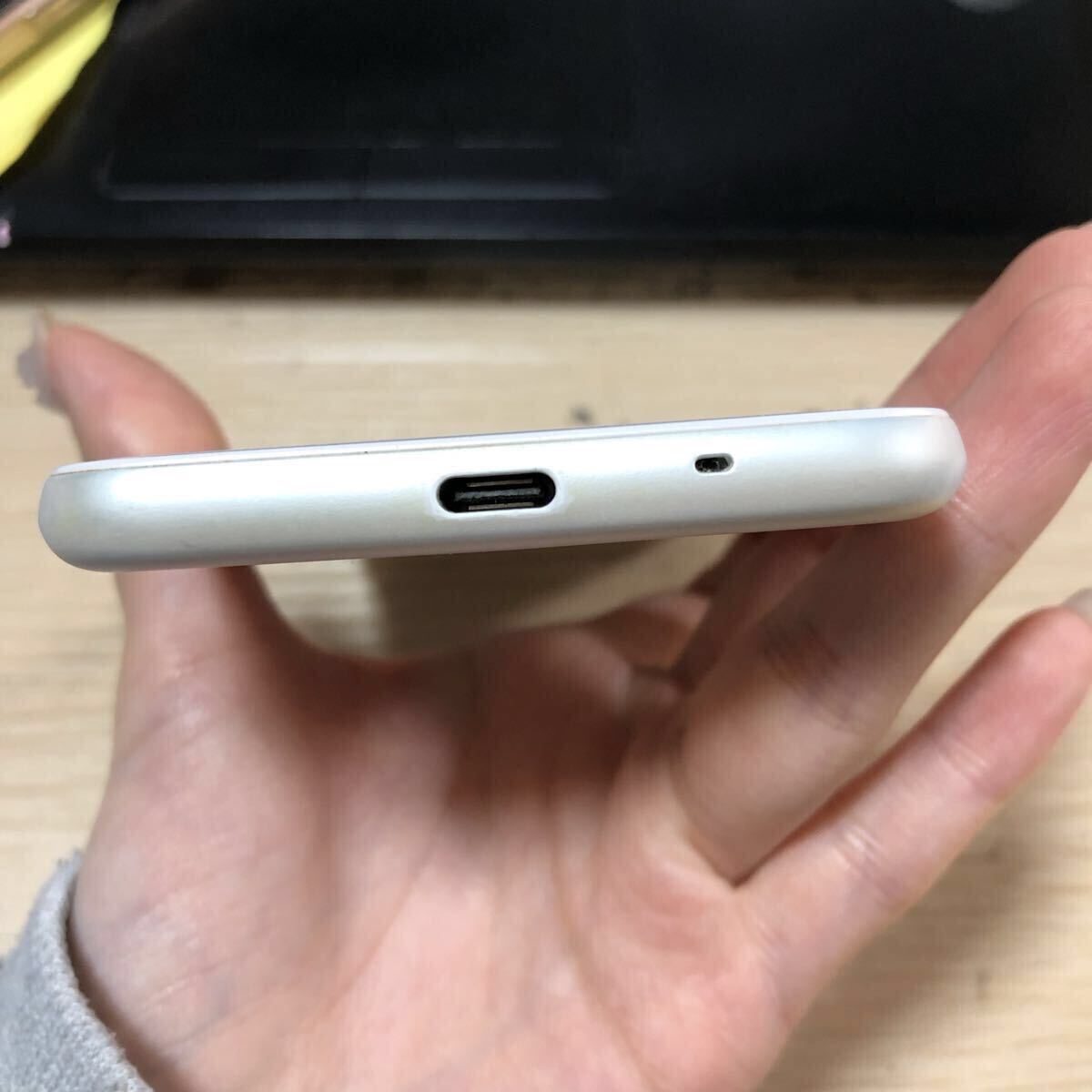 903 動作品 AQUOS sense SH-01K docomo ホワイト_画像6