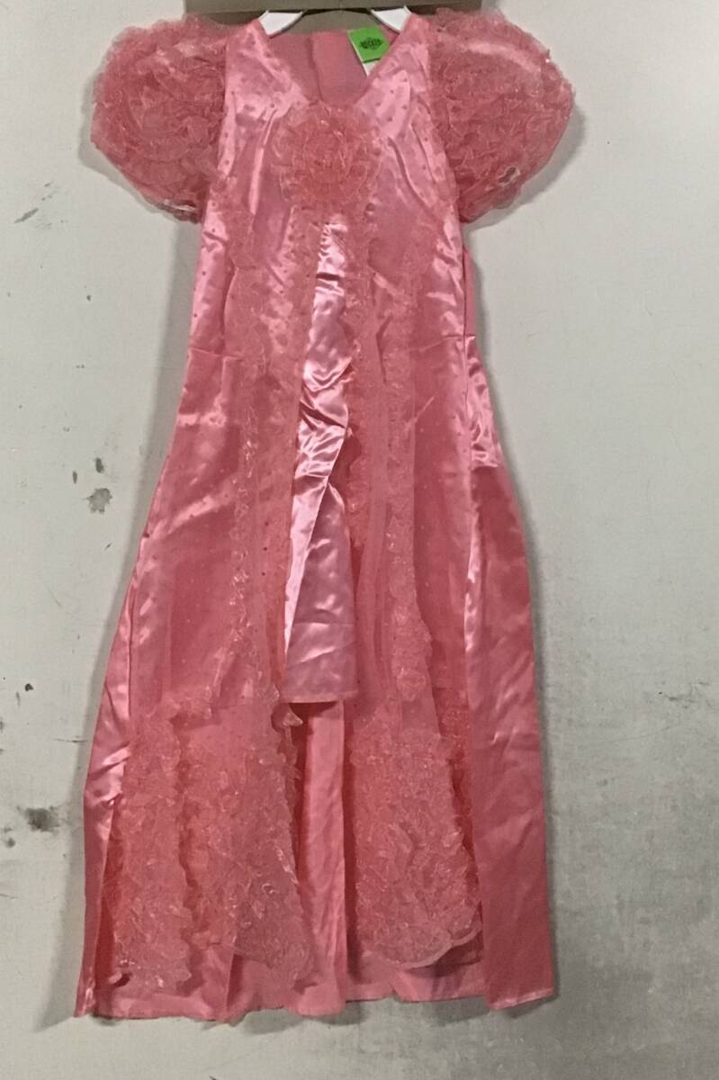 《 H 759 》☆新品未使用☆ プリンセス ドレス 2枚まとめ コストコ仕入れ ウィキッドふたりの魔女 グリンダ 定価3598 サイズ4-6_画像3