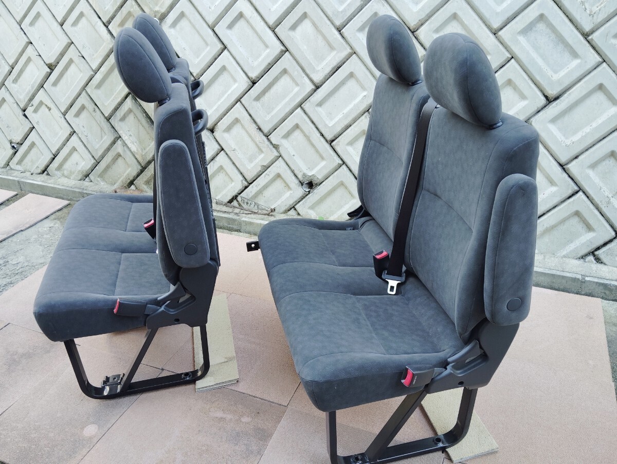 ■新車外し 送料込■即決 トヨタ ハイエース ワゴンGL 純正 セカンドシート サードシート セット 2列目 3列目 シートベルト付 TOYOTA 234_画像3