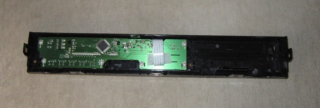 ■TOSHIBA REGZA DBR-Z150 フロントパネル 中古_画像3