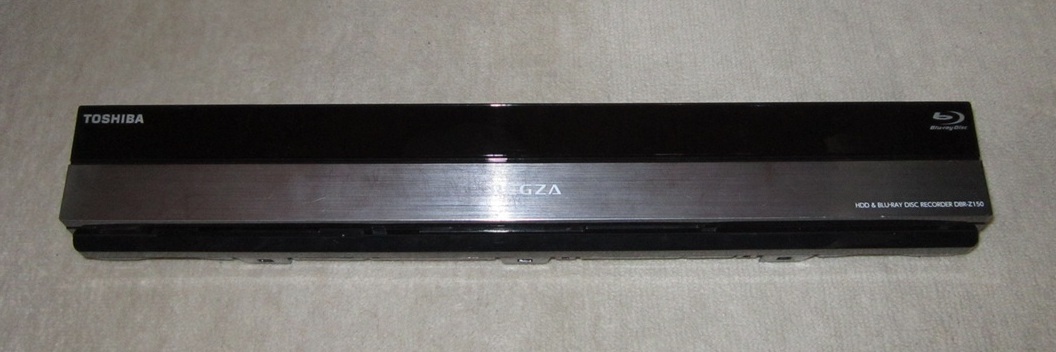 ■TOSHIBA REGZA DBR-Z150 フロントパネル 中古_画像1