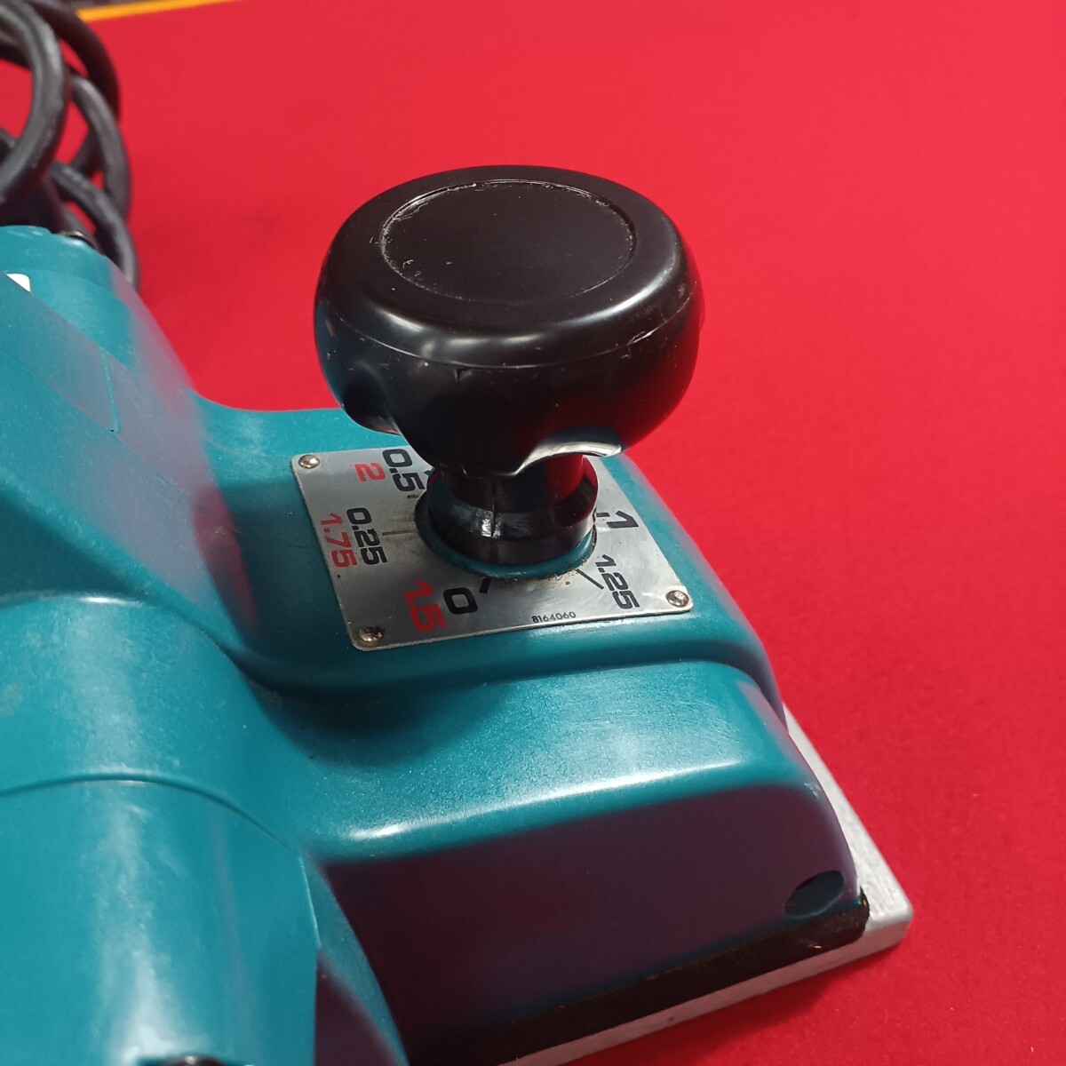 makita マキタ 電動カンナ 1911B 有効切削幅110mm 簡易動作確認済み 現状品 電動工具 DIY _画像6