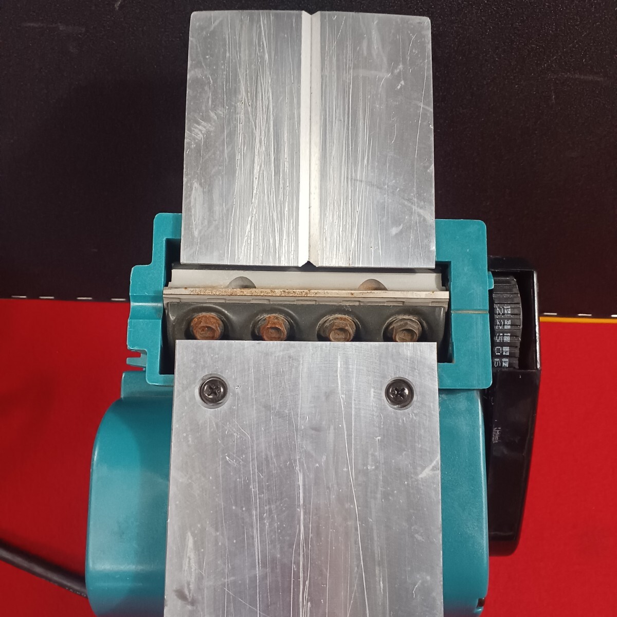 makita マキタ 電動カンナ 1911B 有効切削幅110mm 簡易動作確認済み 現状品 電動工具 DIY _画像9