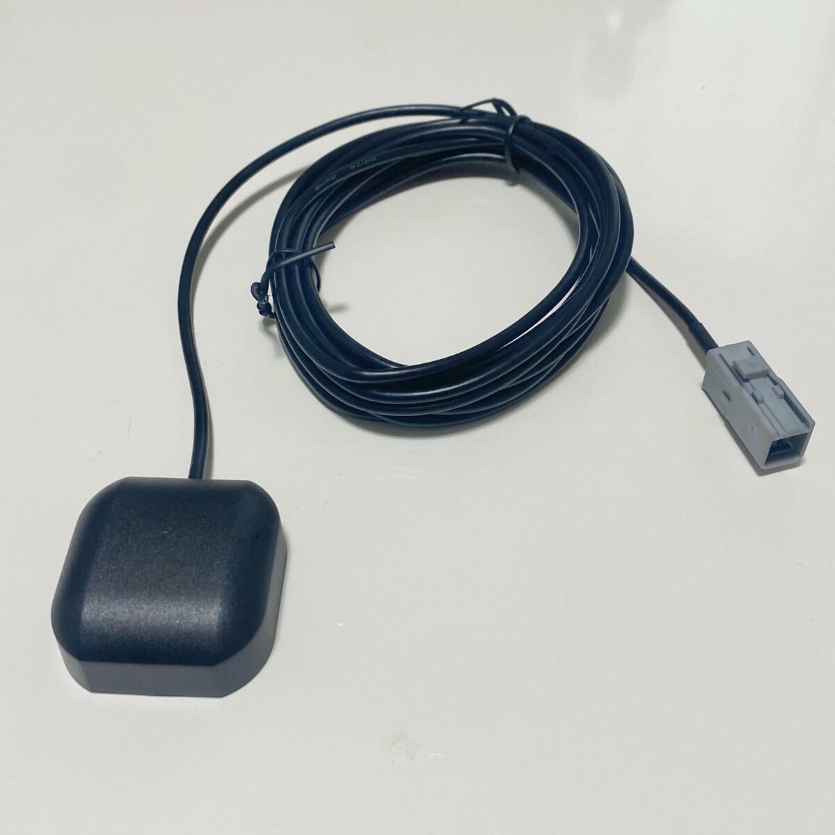 GPSアンテナ GT5 ホンダ ニッサン ダイハツ 純正 カーナビ ケンウッド パナソニック アルパイン 対応 GPS GT5_画像1