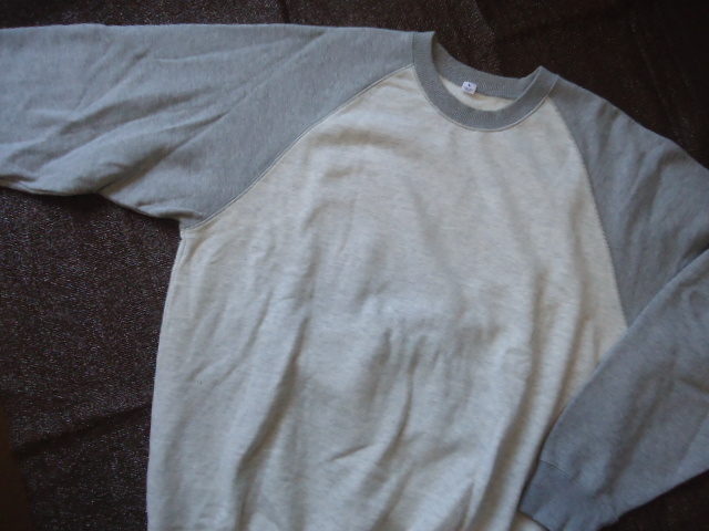 ★ユニクロ★トレーナー★L★超美品！！超お買い得！！_画像1