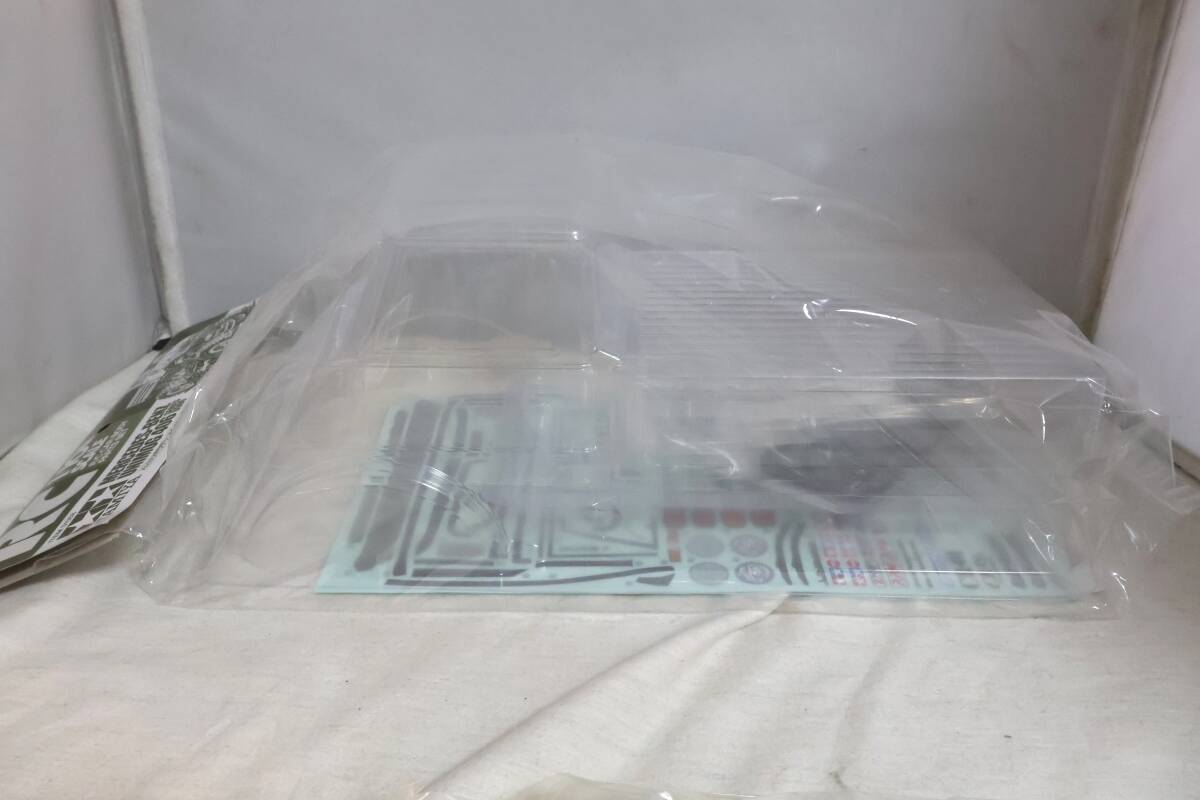 ⑯未開封有りTAMIYAタミヤ等RC 1/10SCALEラジコン パーツ/メルセデス ベンツ ウニモグ406スペア ボディset/タイヤ合計2点set_画像2