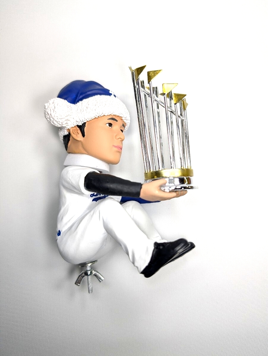 【新品・光る】大谷翔平 ドジャース 2024 ボブルヘッド FOCO クリスマス ライトアップ機能付 フィギュア_画像8