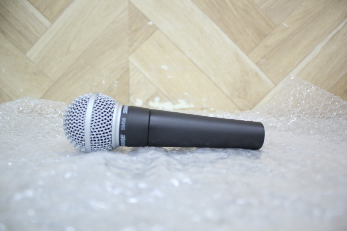 ☆【1K1103-17】 SHURE シュア ダイナミックマイク SM58 ケース/説明書/外箱付属 動作保証_画像2