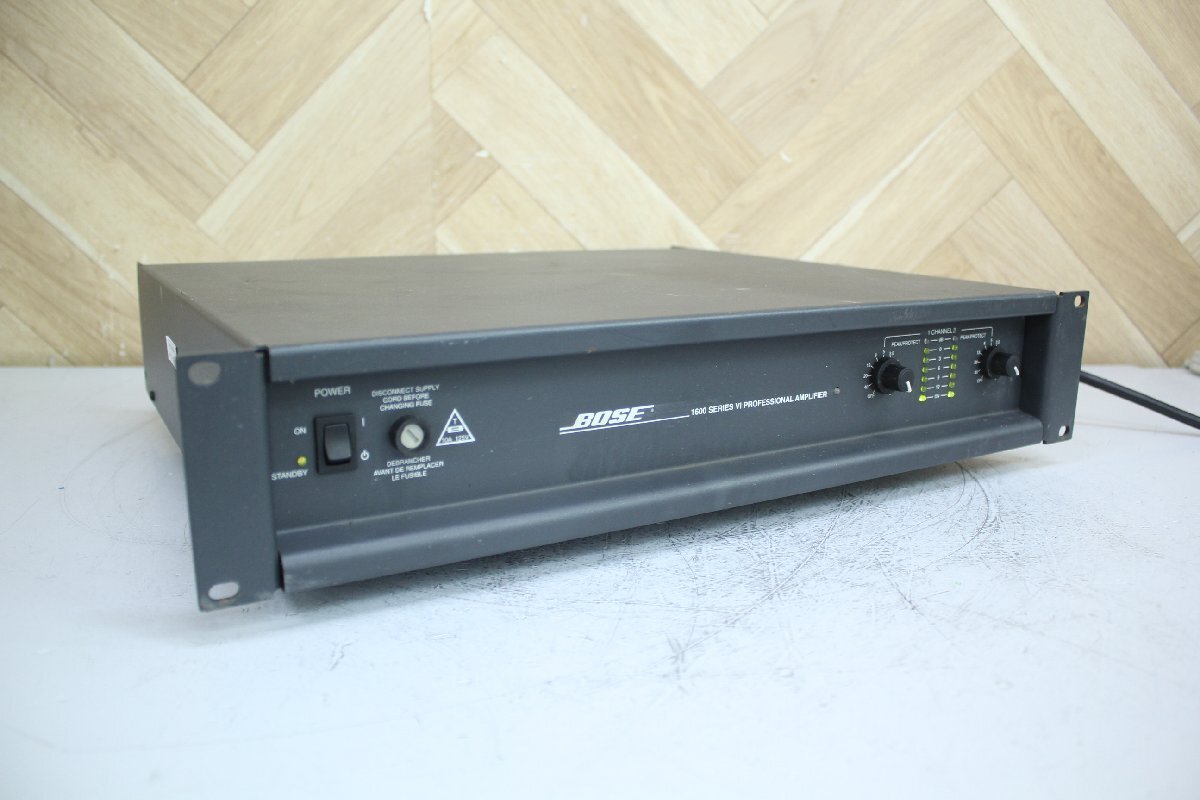 ☆【2K1114-40】 音出しOK BOSE ボーズ 2chパワーアンプ 1600SERIES Ⅵ 100V ジャンク_画像1
