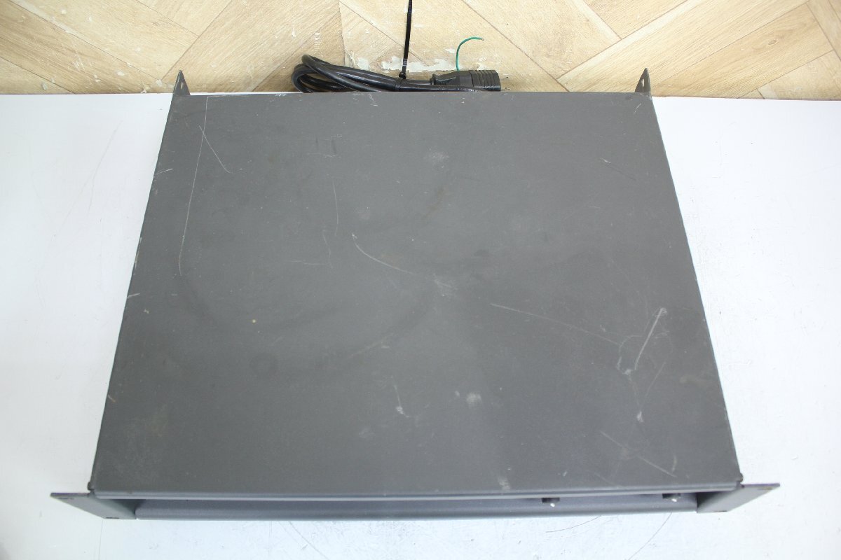 ☆【2K1114-40】 音出しOK BOSE ボーズ 2chパワーアンプ 1600SERIES Ⅵ 100V ジャンク_画像6