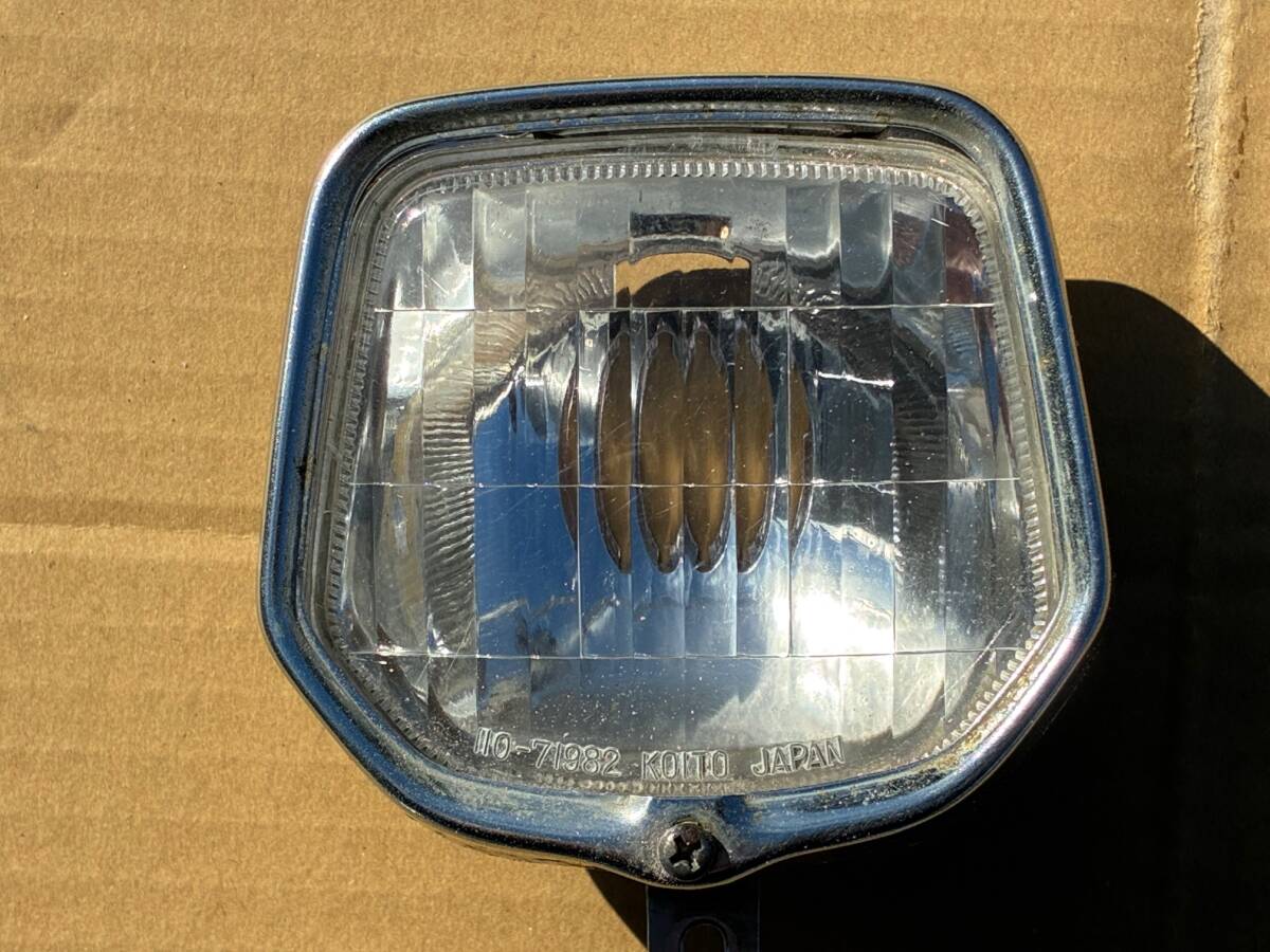 中古品　パッソル　純正ヘッドライト_画像1