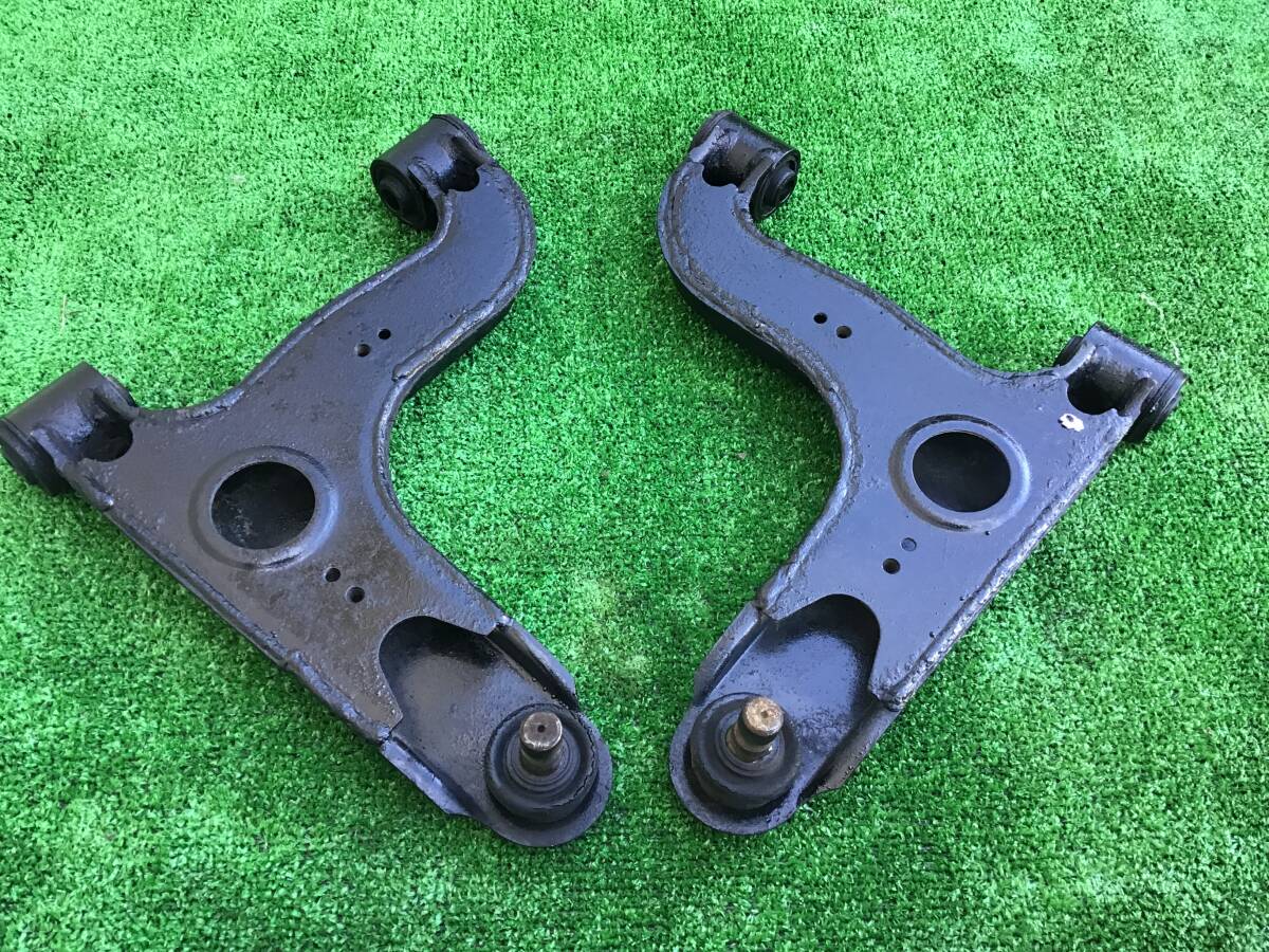 EA11R　カプチーノ　5MT　F6A　(G6)　リア　アッパーアーム　左右　　_画像4