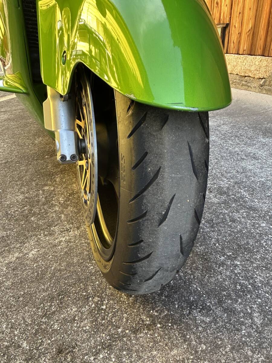 メガスポーツ カワサキZX12R A型(タンクカバーB型) インナーガソリンタンク(鉄) リア-シートカウル 中古オマケ付けます_画像9