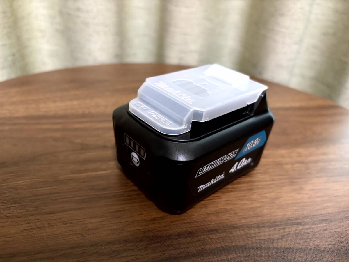 マキタ　バッテリ　BL1040B　10.8V_画像2
