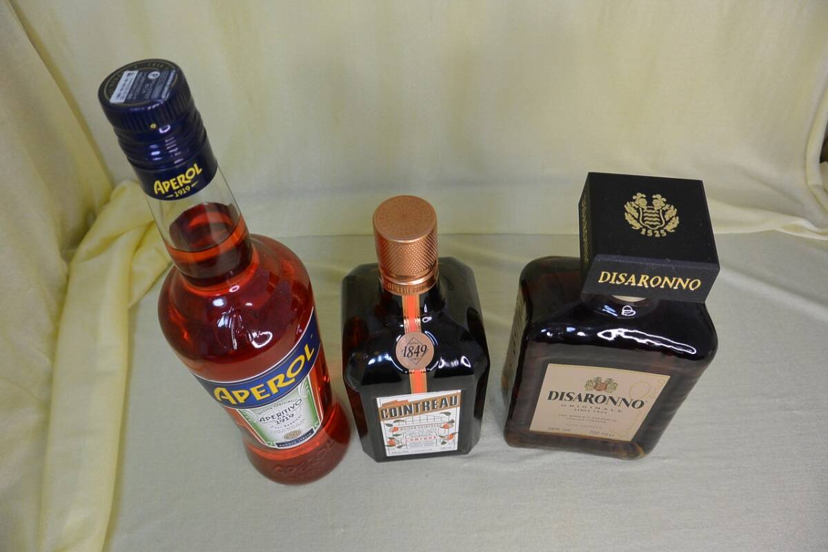 古酒 未開栓 3本 COINTREAU/コアントロー リキュール 700ml 40%/アペロール/APEROL11%/700ml/DISARONNO/ディサローノアマレット 28% 700ml_画像4