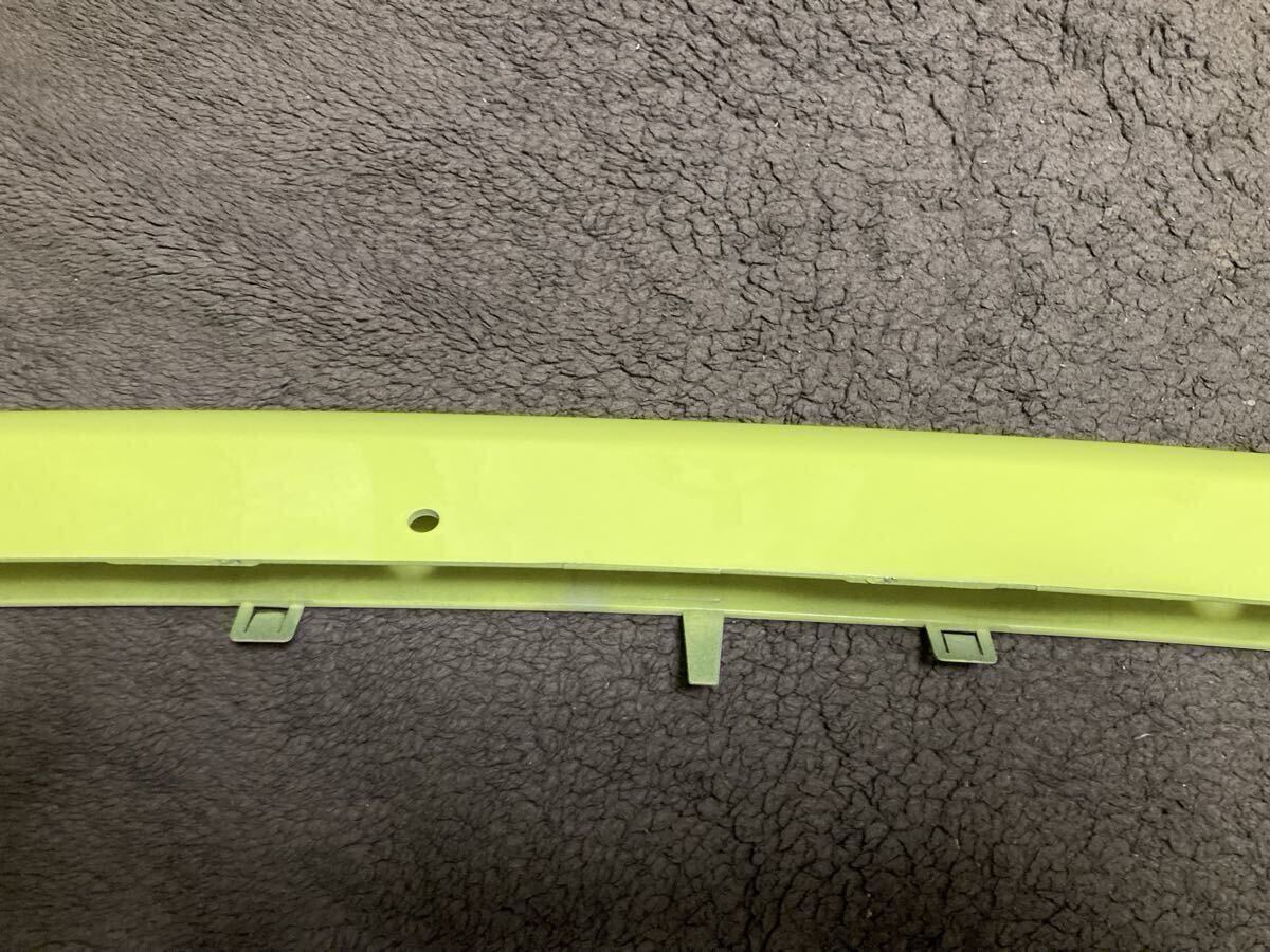 【売り切り一円スタート】ABARTH アバルト　595 695 フロントバンパーインサート　アドレナリングリーン　塗装後未使用品_画像7