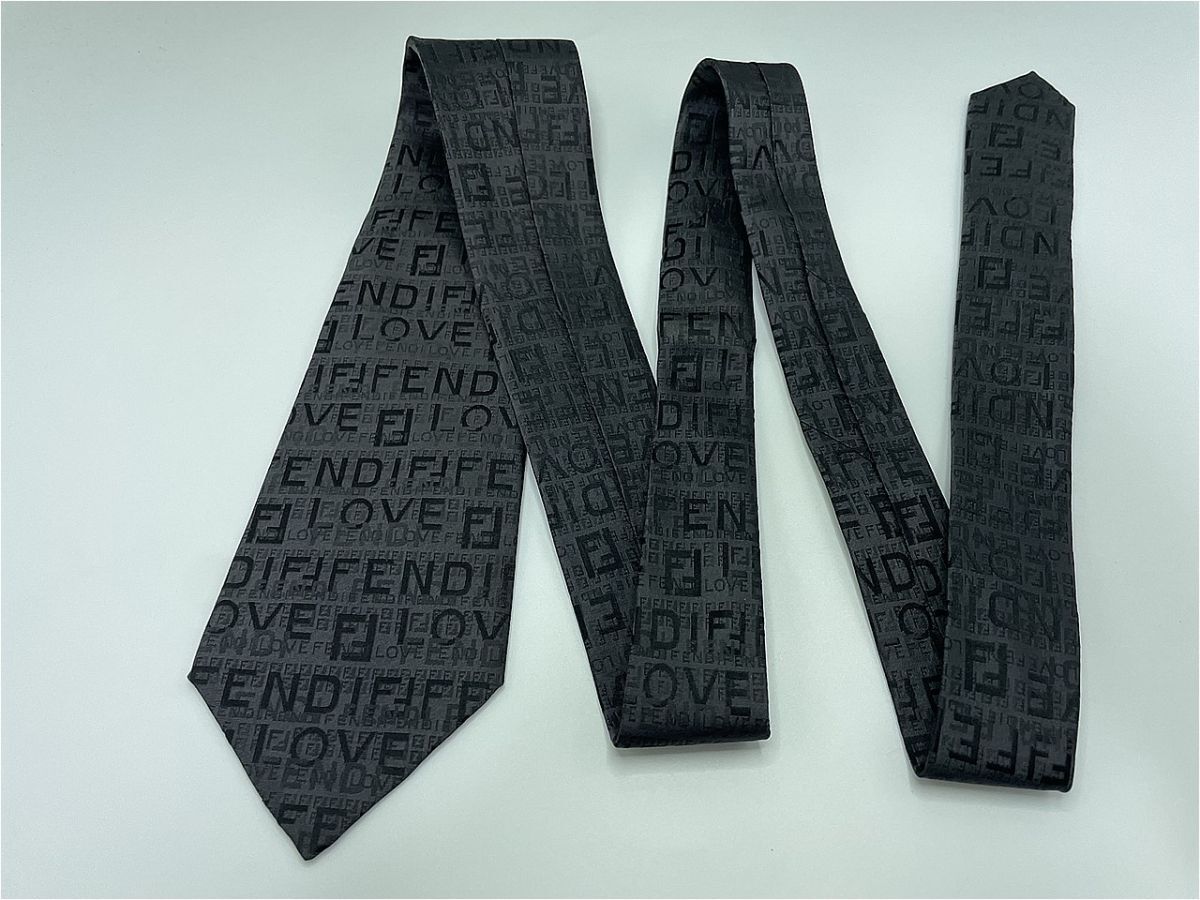 [ новый старый товар ]FENDI Fendi Logo re Touch рисунок галстук 3шт.@ и больше бесплатная доставка мужской черный 1 иен 1101265
