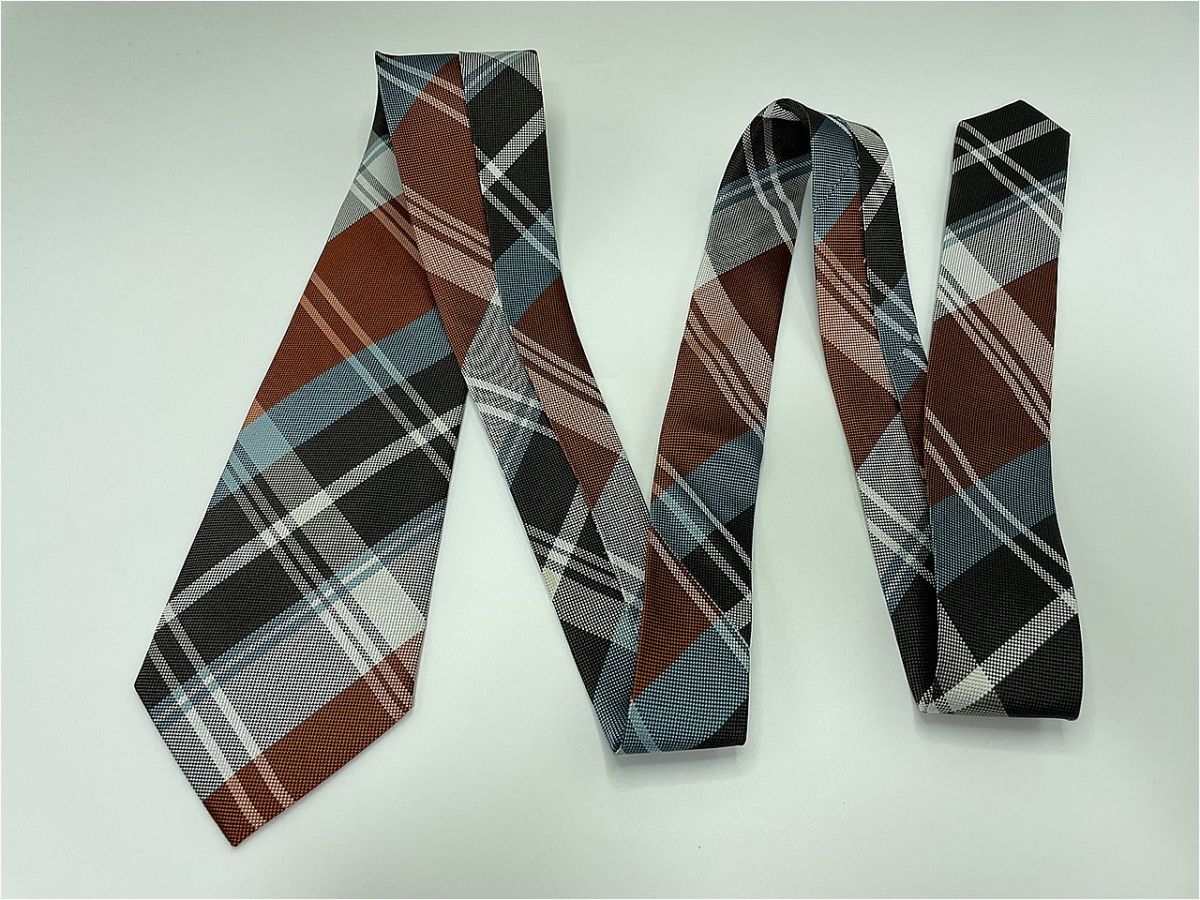 【超美品】TAKEOKIKUCHI　タケオキクチ　チェック柄 ネクタイ 3本以上 送料無料 メンズ ブラウン　1102137_画像3