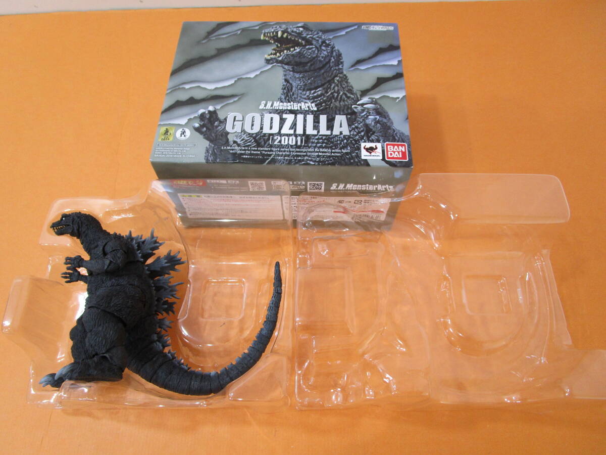 091)S.H.MonsterArts Monstar a-tsu Godzilla 2001 Godzilla * Mothra * King Giddra большой монстр общий .. фигурка Bandai 