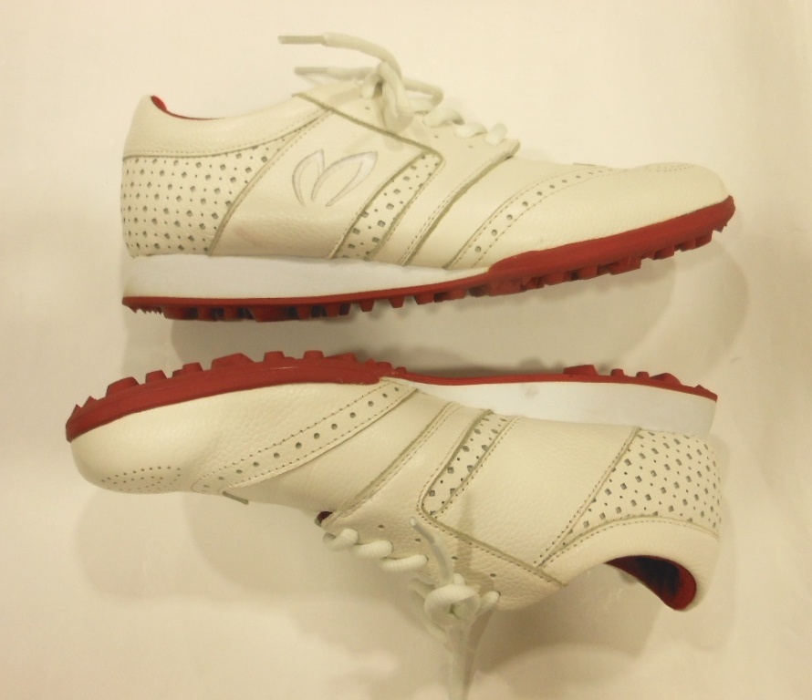 ★美品・MASTER BUNNY EDITION マスターバニーエディション スパイクレスゴルフシューズ ホワイト系 25.5★_画像4