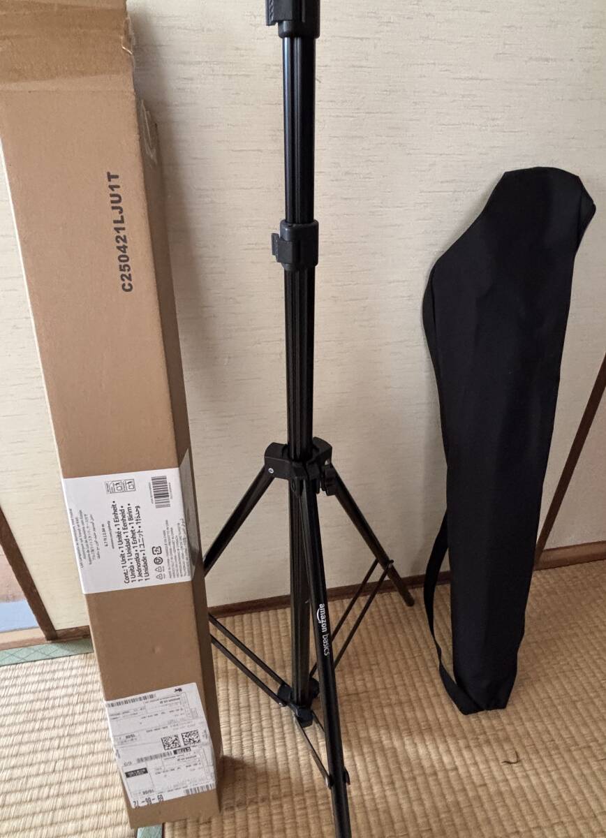 ■Amazonベーシック ライトスタンド 2.1m■_画像1