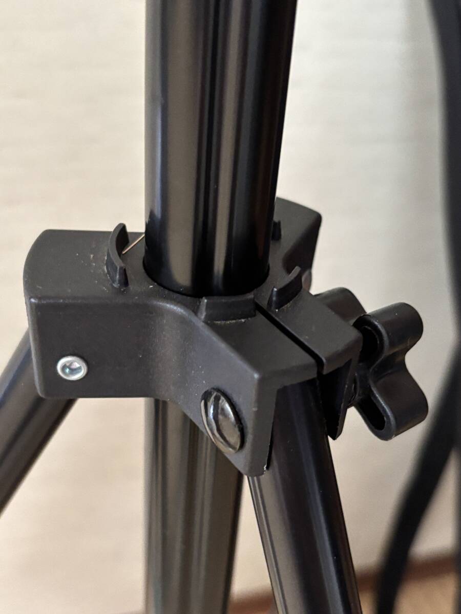 ■Amazonベーシック ライトスタンド 2.1m■_画像4