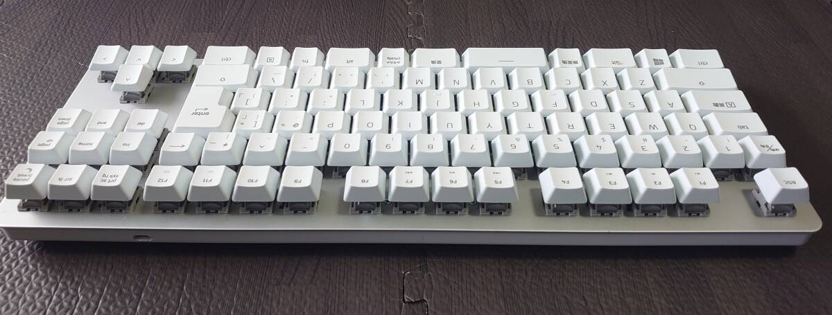 Razer BLACKWIDOW LITE メカニカルキーボード RZ03-0264 ホワイト 白 white ゲーミングキーボード_画像5